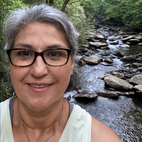 Meet your Posher, Norma - Picture 2 of 2